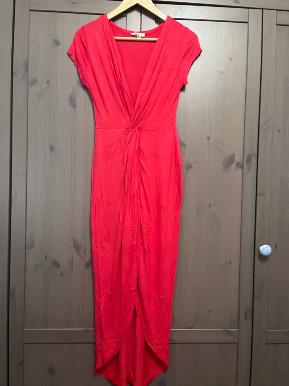 ROLLERCOASTER | Red V-Neck Twist-Front Maxi Dress ❤️